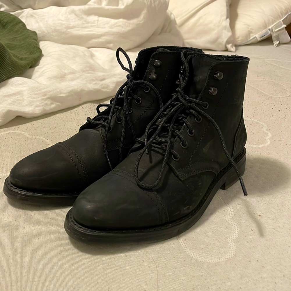 Thursday Boots women’s The Captain black boots